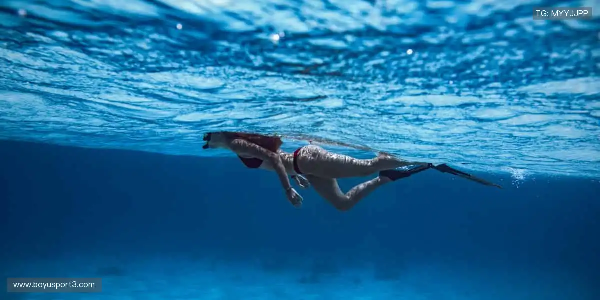 👕 球迷专属,个性定制!从球衣到潮 T,每一件都是你的主场战袍!